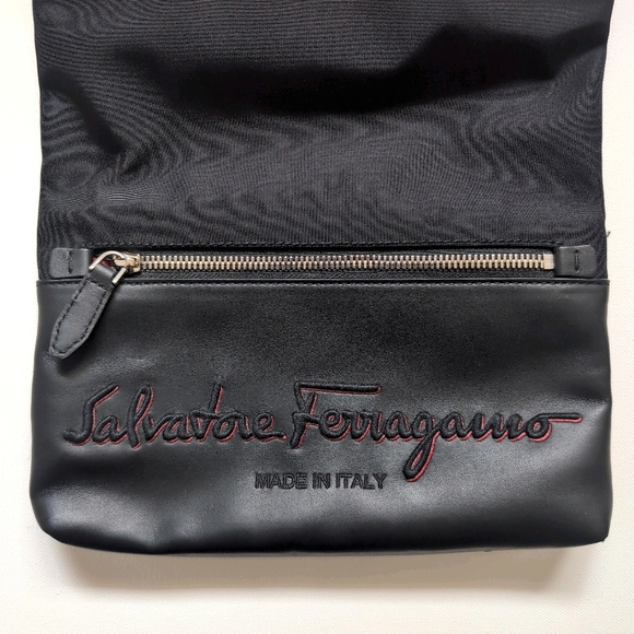 🚫SOLD🚫 Salvatore Ferragamo Black Leather Crossbody Bag with Logo Embroidery - Picture 4 of 8